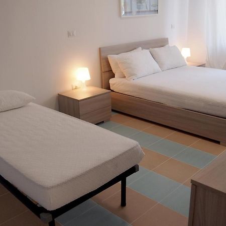 Le Rose Beach & Suites Appartamenti Fronte Mare A Villarosa Martinsicuro Dış mekan fotoğraf