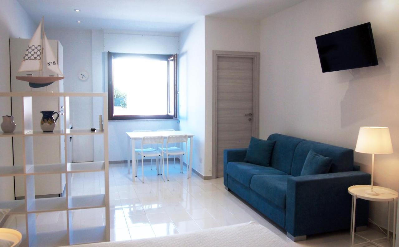 Le Rose Beach & Suites Appartamenti Fronte Mare A Villarosa Martinsicuro Dış mekan fotoğraf