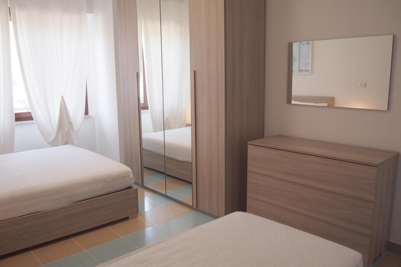Le Rose Beach & Suites Appartamenti Fronte Mare A Villarosa Martinsicuro Dış mekan fotoğraf